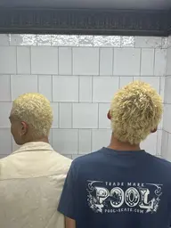 パーマかカラー