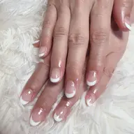 【4月限定】⚠️必ず補足欄もご確認下さい⚠️🔴他店オフ無料🔴《ハンド》🌸ジェルネイル🌸フレンチ🌸