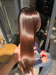 縮毛矯正<癖毛うねりにまとまりを縮毛矯正☘️>