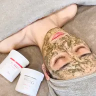 オーダーメイドで肌悩みにアプローチ🫧剥離なし/ハーブピーリング選べるオプション付き✨(ニキビケアorエイジングケア)