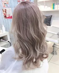 ブリーチ【ケアブリーチ】＋イルミナカラー＋Aujua7ステップトリートメント¥22000【ミルクティー/ピンクベージュ】