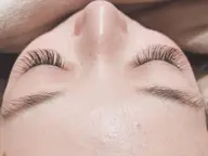 💓大人気クーポン⭐️マツエク100本✨3300円💓