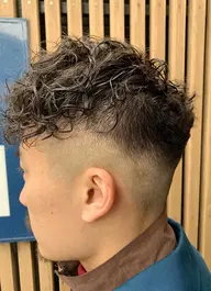 メンズ限定‼️カット＆パーマ&N.ミニジェルバームプレゼント🎁