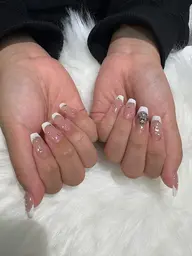 【ご新規様💡】フレンチネイル（オフあり）