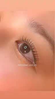 パリジェンヌラッシュリフト🩰