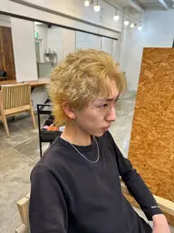 平日限定！【メンズカット＋ブリーチカラー】スタイリング込