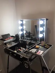 体験メイクアップ(ミニモ限定メニュー)💄多くのタレントやモデルをメイクしてきたプロのメイクアップを体験できます。