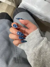 ジェルオフ無料💅ハンド4本アートし放題コース✨甘皮ケア込！