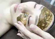 【1日2名限定】《顔》ニキビ肌・毛穴の開きにオススメ🌿剥離なしハーブピーリング🌿国産×天然100%のピーリング🕊️