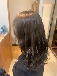 《*リピーター様クーポン*》🌼💛うる艶ファッションカラー&Ninaトリートメント💛🌼