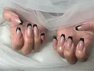 フレンチネイル【ベース色あり】 ¥8,750