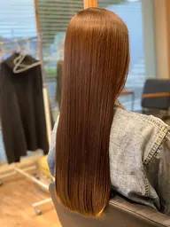 ナチュラルストレート+髪質チャージトリートメント