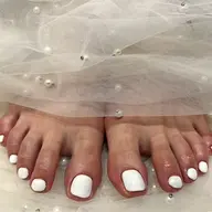 オフなし◆フットワンカラー・ラメグラデーション✨甘皮ケア込