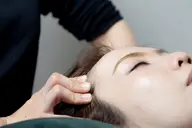 ドライヘッドスパ30分+足つぼリフレ30分★足湯無料付き★