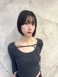 【女性のお悩みNo.1‼️】前髪縮毛矯正➕似合わせ前髪カット・顔周りカット➕内部補修トリートメント🫧