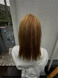 全頭ブリーチ＋ワンカラー（Wカラー）