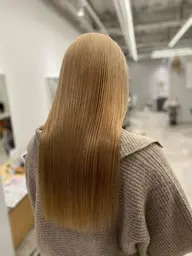 【ブリーチ毛でも艶々に✨】髪質改善トリートメント