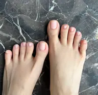 【2級持ちネイリスト】フットオフのみ¥ 1900