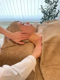 🕊️モニター価格 リフトアップ美容鍼 ショート🕊️