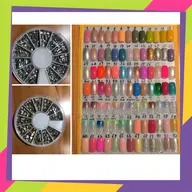 オフ込みメニュー💕在庫処分❗️ワンカラー、グラデ¥4000😵カラー盛り沢山😆時間があまればつけ放題パーツあります✨