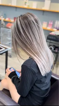 🇺🇸海外ヘア🇺🇸バレイヤージュカラー