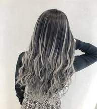 【🎯土日祝限定メニュー🎯】超高級シールエクステ80本まで※カットは別料金(全体＋¥3,300/顔周り＋¥1,100)