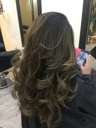 カット & カラーやり放題(ケアブリーチ込み)