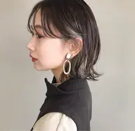 【ハイライトカラー】イヤリングインナー、さりげないハイライトカラー