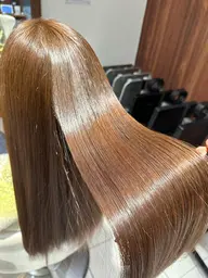 【ブリーチしたくない人必見👀】ブリーチ無し‼️Wカラー×サラサラトリートメント✨