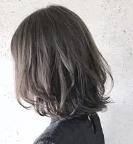 ⭐️新 「アンヴィエカラー」1剤の配合成分のうち83.19％が美容液成分※と『新オキシロンCore』の組み合わせは東京初