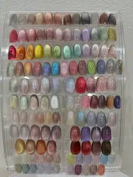 ミニモ限定🉐割引⭐️4月1日-4日限定⭐️2色までマグネット（オフ込み）