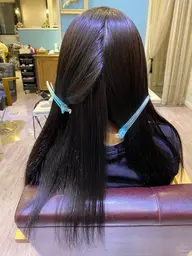 🖤ツヤツヤ ナチュラル ストレートパーマ+質感再整トリートメント🖤 ¥6,600~(長さ料金別途)