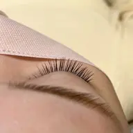 【マツエク】フラットラッシュ​〜​80本🪽束間仕上げ🉑