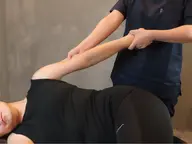 肩こり腰痛姿勢改善整体初回