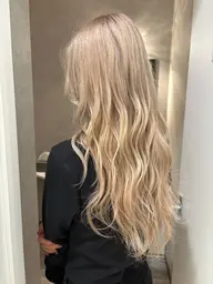 🖤ブリーチカラー🖤リタッチのみ¥13000・全頭¥14000