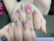 おまかせネイル今だけ限定価格ですのでお試しください。とてもお得だと思います！