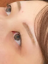 ラッシュリフト(次世代まつ毛パーマ) カールアップコーティング付