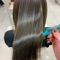 🎀🌷期間限定クーポン🌷🎀 【レディース似合わせカット+髪質改善縮毛矯正+シャンプー+ハーブトリートメント】