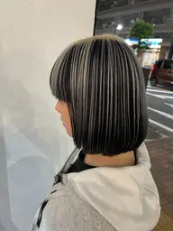 学生《ハイトーン》ケアブリーチ＋カラー＋残留ダメージ除去