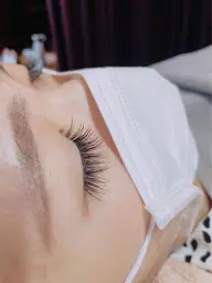 まつげエクステ140本★ミンク￥5400/セーブル￥5700/フラット￥6000　最新4フラット導入店♪