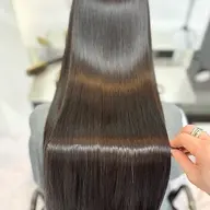 🩶土日祝限定🤍カット+縮毛矯正+髪質改善oggiotto1STEPトリートメント