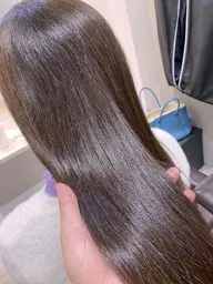 🉐❣️お得なメニュー‼️白髪染めも可♪ケアカラー＋カット+トリートメント‼️プチスパ付き