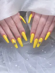 ハンド💗ワンカラー💗ラメグラ+2個大パーツ／2本埋め尽くし5500