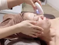 ✨フェイシャルガルバコース✨毛穴の汚れを落とした後美容成分をしっかり入れ込みフェイスラインを整えながらしっとりお肌へ🥰