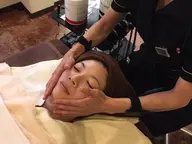 小顔ケア‼️たるみ‼️シワを解消‼️ラジオスティムフェイシャル! ♨️デコルテマッサージ付‼️ ⏰60分