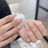 🔥 SNS人気N0.1 🔥 ガラスフレンチ+2個パーツ