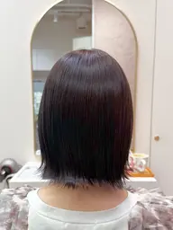 【暗髪やりたい人必見👀🍇🫐】【透明感カラー🫧】ブリーチで落とせる黒染めも🙆🏻‍♀️◎ ¥7,700