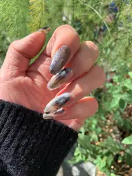 オフ有りデザインネイル🌈