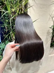 髪質改善ストレート　【髪質改善Lv★★★★】　￥15400