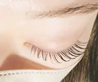 初回＊まつ毛パーマ(ラッシュリフト)トリートメント・美容液込